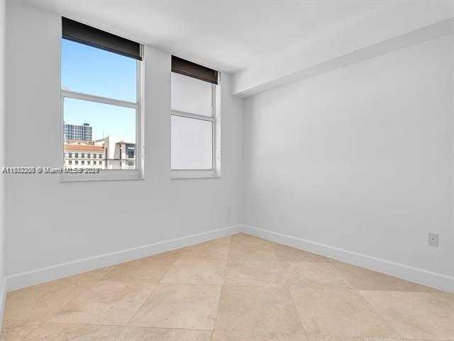 Small Image of 4100 SALZEDO ST #901, Coral Gables Number 16