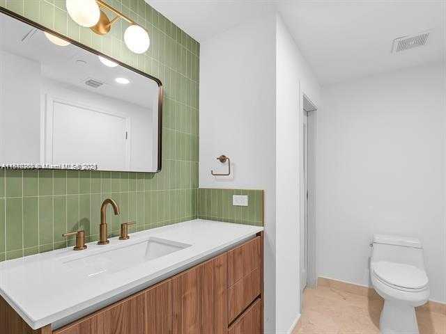 Small Image of 4100 SALZEDO ST #901, Coral Gables Number 20