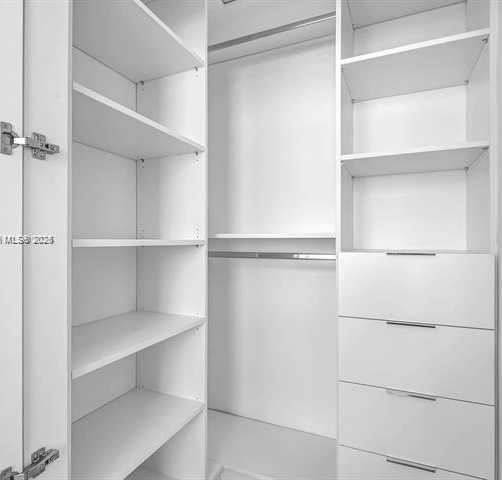 Small Image of 4100 SALZEDO ST #901, Coral Gables Number 22