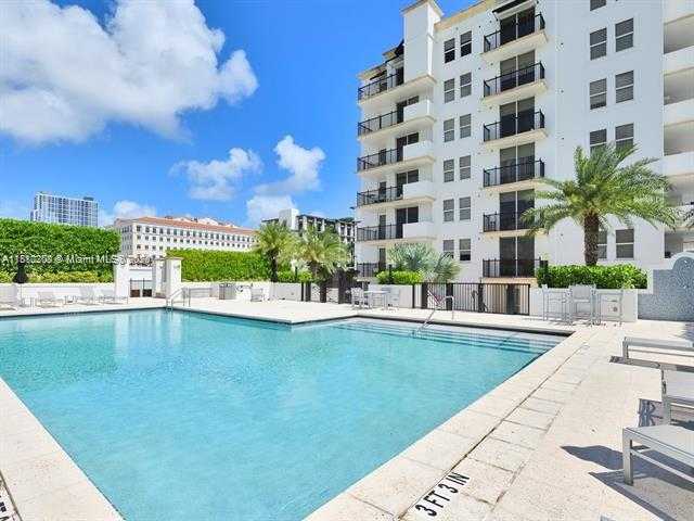 Small Image of 4100 SALZEDO ST #901, Coral Gables Number 36