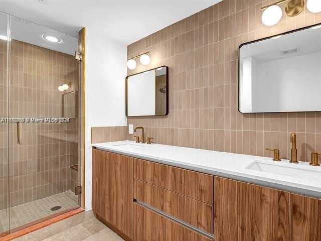 Small Image of 4100 SALZEDO ST #901, Coral Gables Number 8