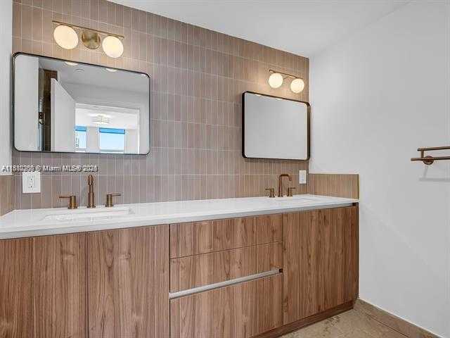 Small Image of 4100 SALZEDO ST #901, Coral Gables Number 9