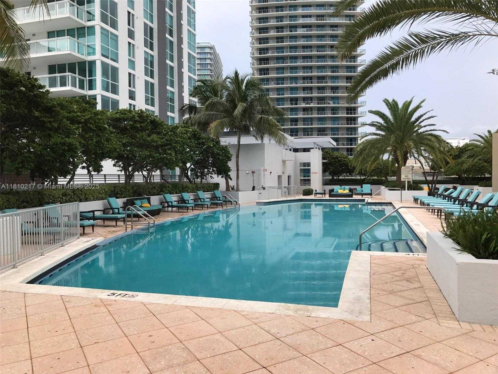Small Image of 1060 BRICKELL AVE #801, Miami Number 18