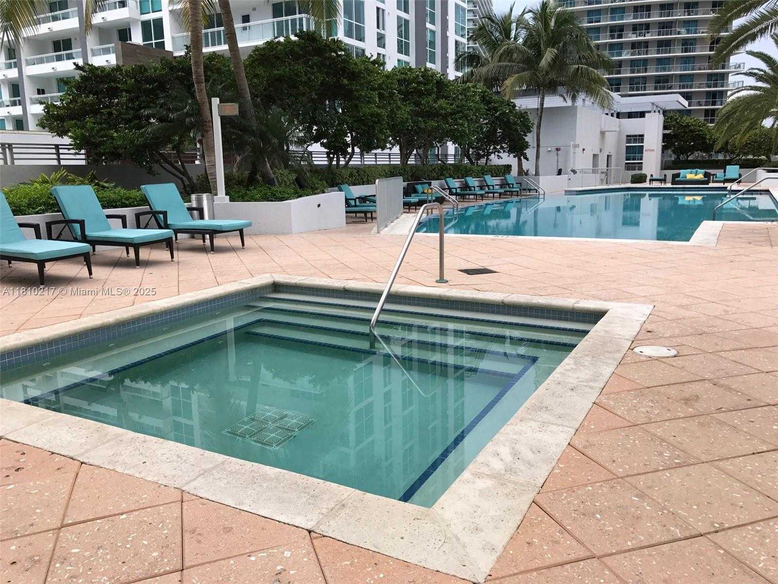 Small Image of 1060 BRICKELL AVE #801, Miami Number 19