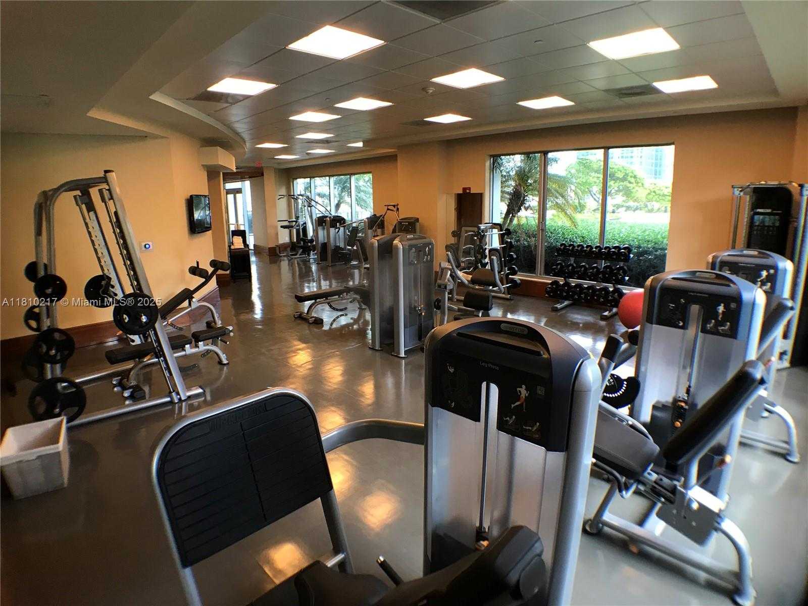 Small Image of 1060 BRICKELL AVE #801, Miami Number 22