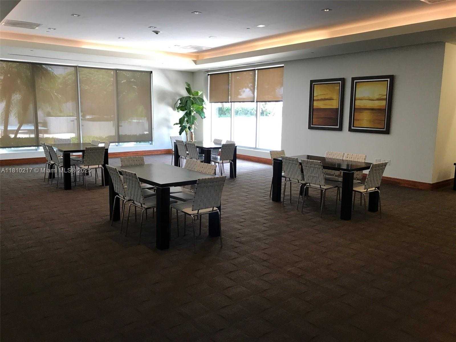 Small Image of 1060 BRICKELL AVE #801, Miami Number 25