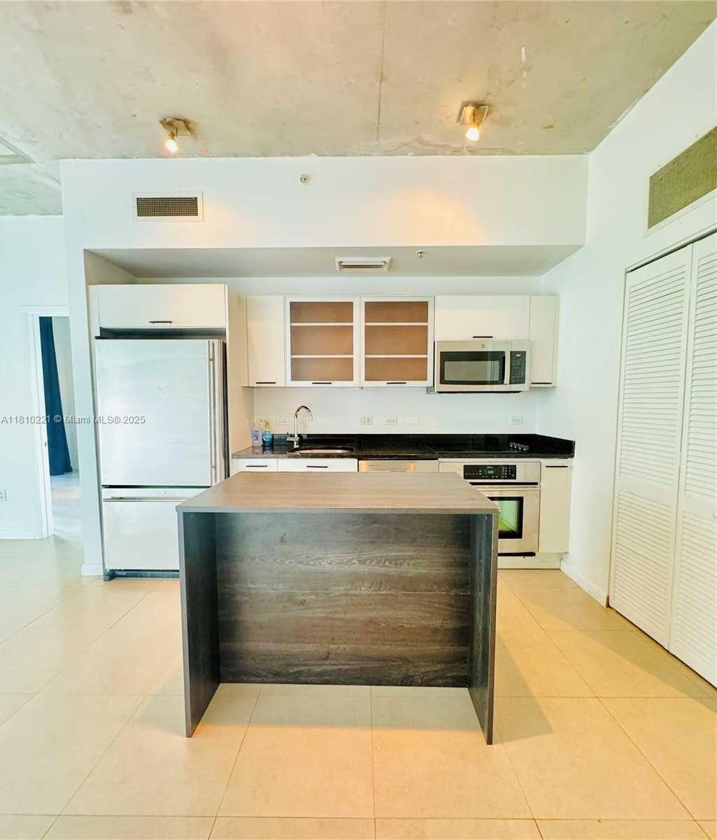 Small Image of 3470 EAST COAST AVE #H1006, Miami Number 14
