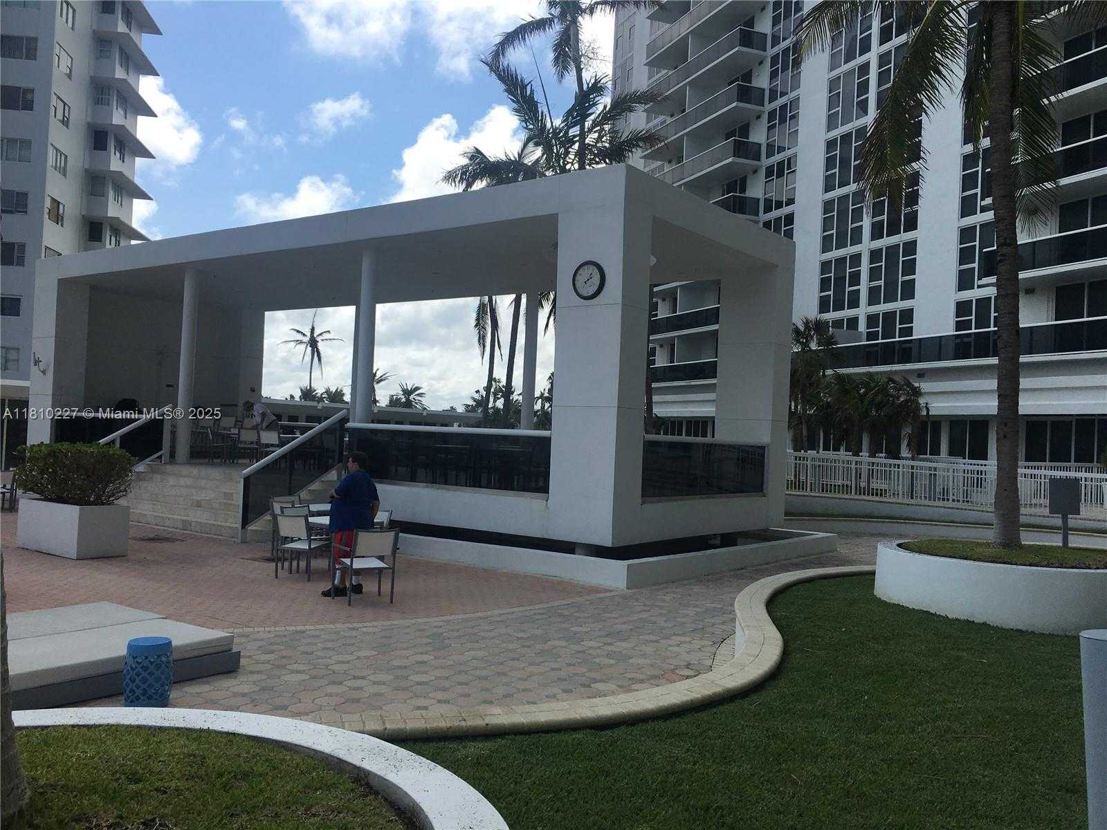 Small Image of 10275 COLLINS AVE #628, Bal Harbour Number 25