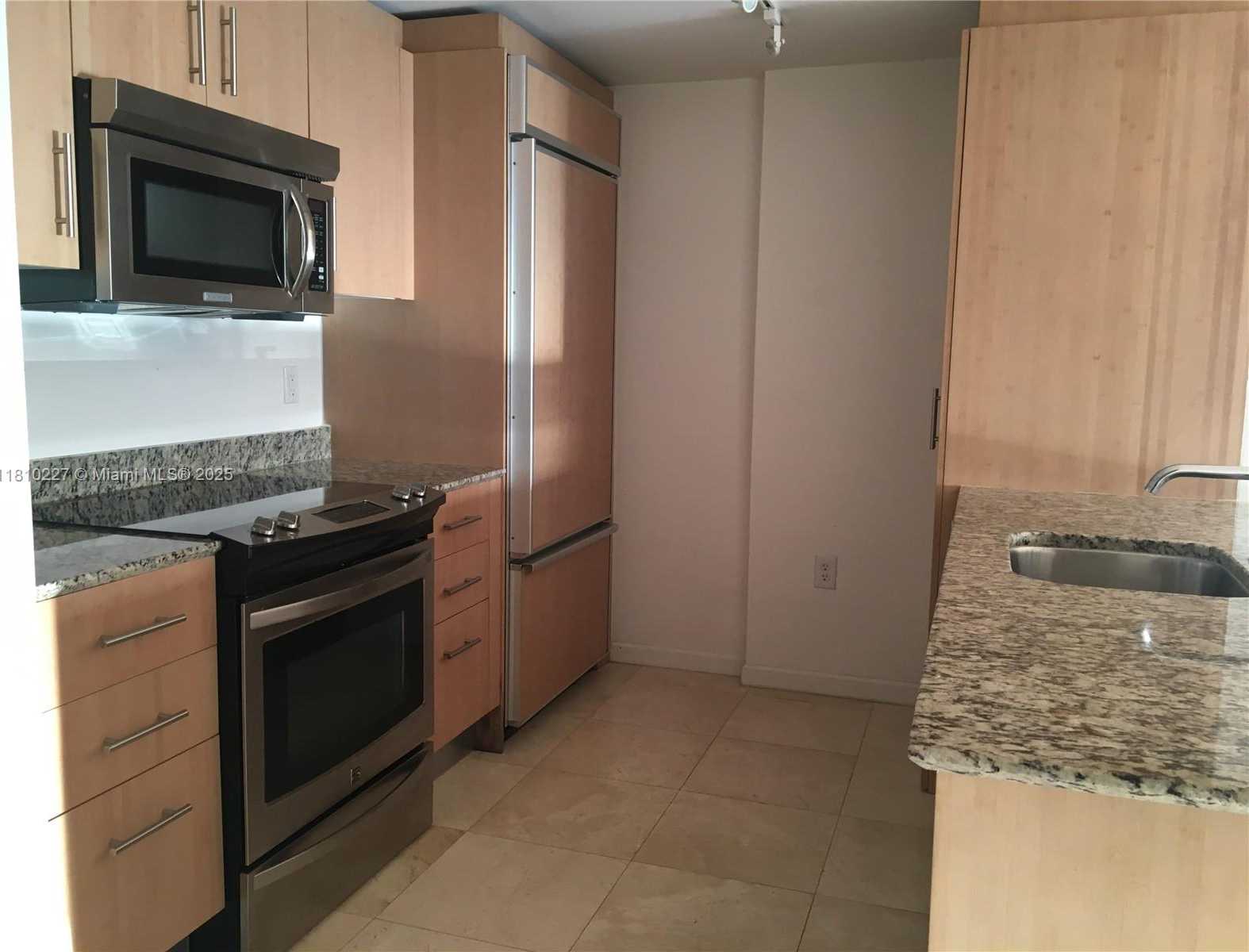 Small Image of 10275 COLLINS AVE #628, Bal Harbour Number 6