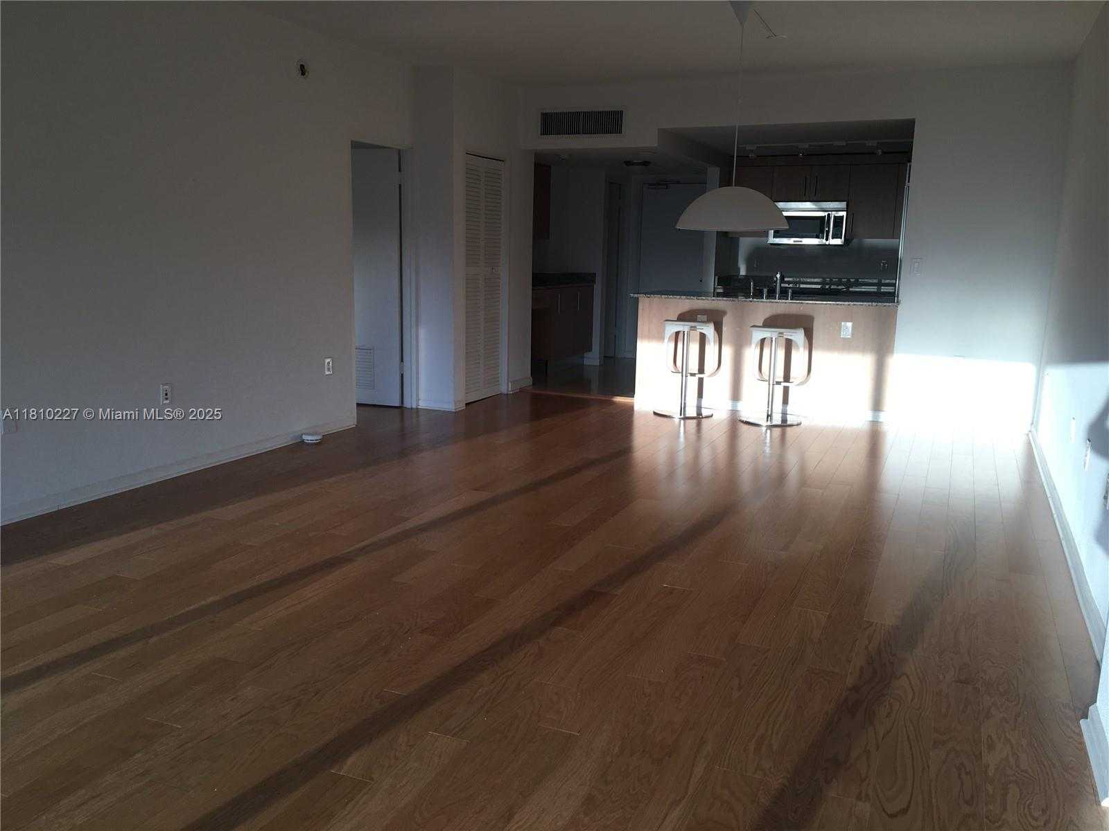 Small Image of 10275 COLLINS AVE #628, Bal Harbour Number 7