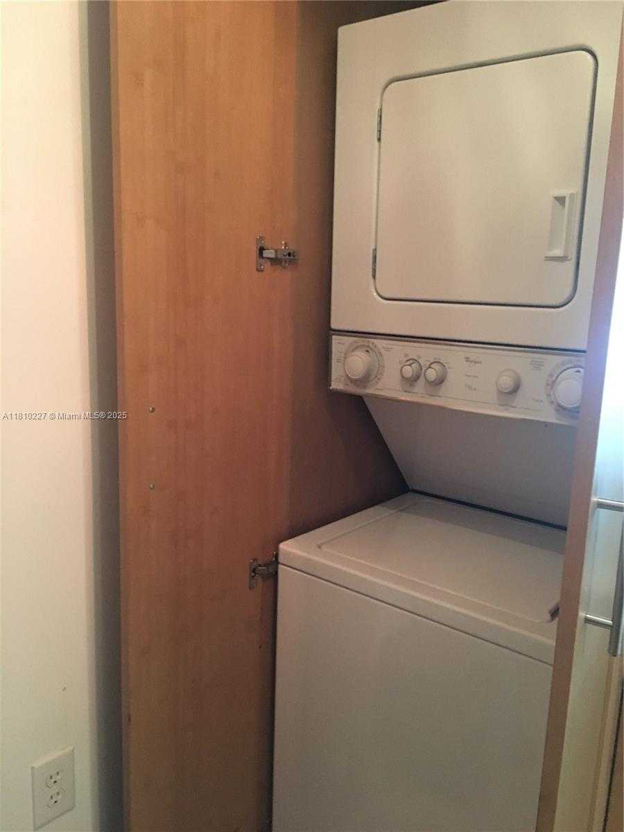 Small Image of 10275 COLLINS AVE #628, Bal Harbour Number 8