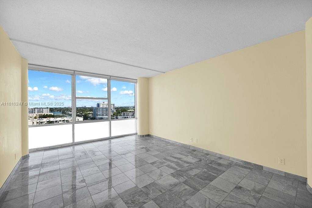 Small Image of 900 BAY DR #905, Miami Beach Number 13