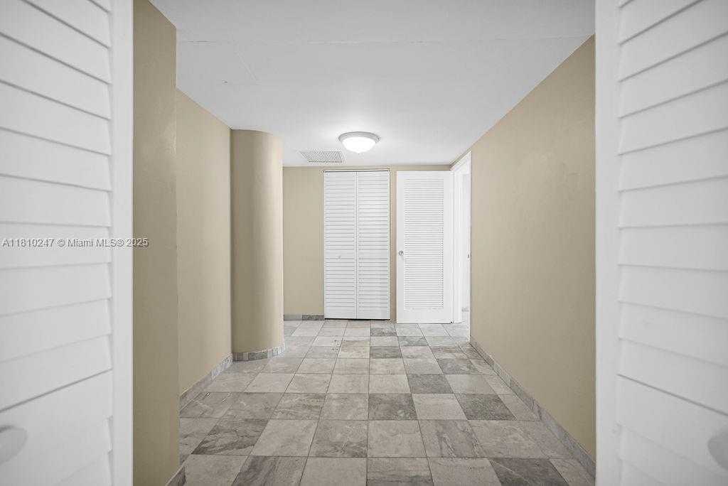 Small Image of 900 BAY DR #905, Miami Beach Number 16