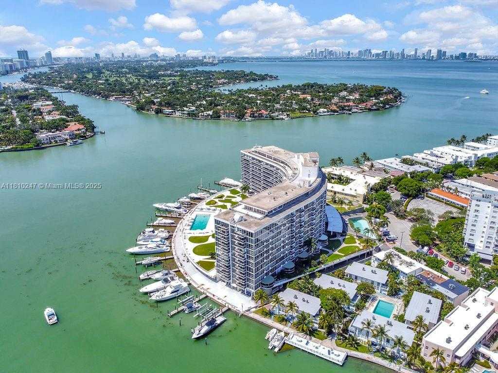 Small Image of 900 BAY DR #905, Miami Beach Number 24