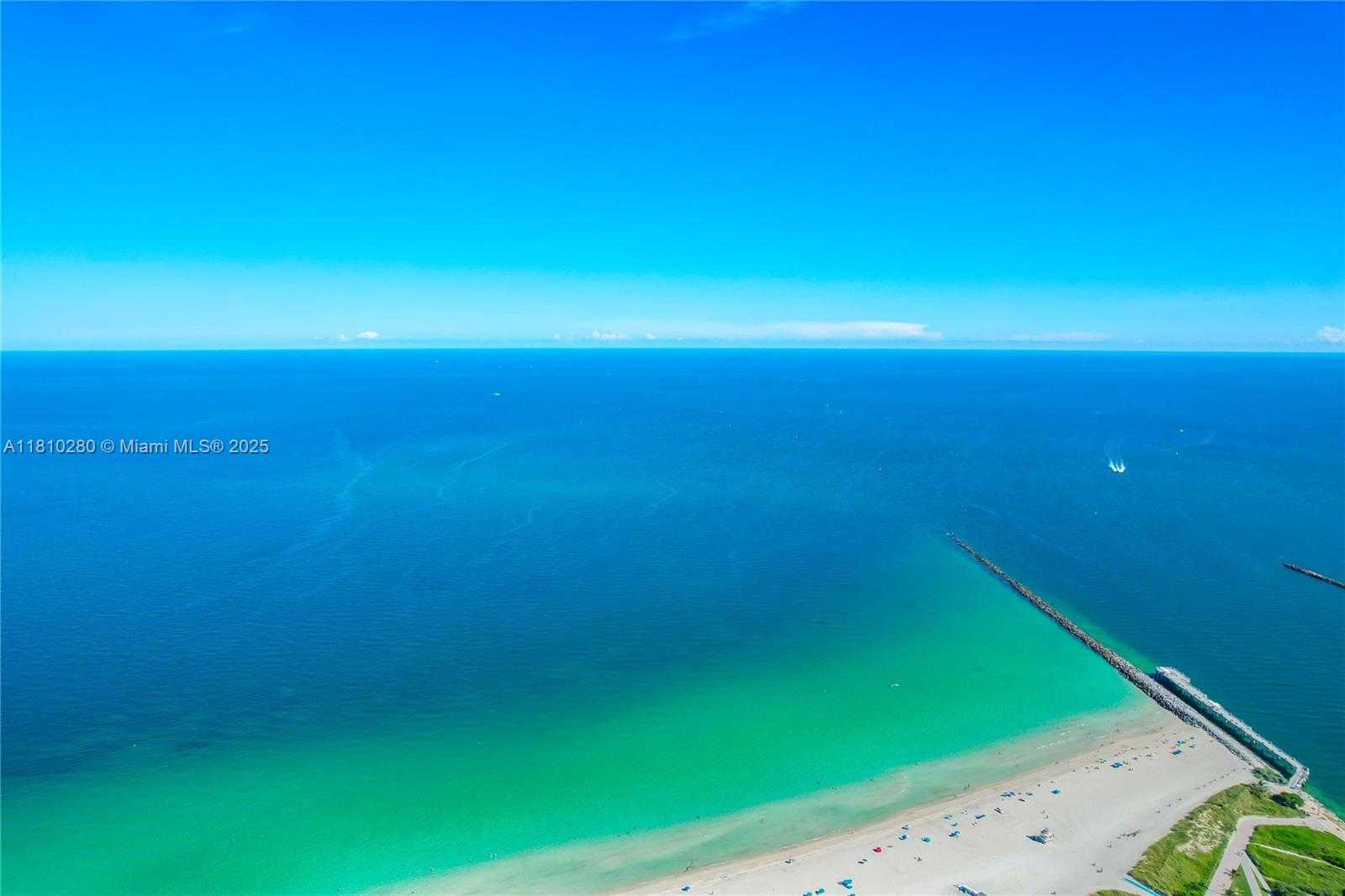 Small Image of 50 SOUTH POINTE DR #606, Miami Beach Number 20