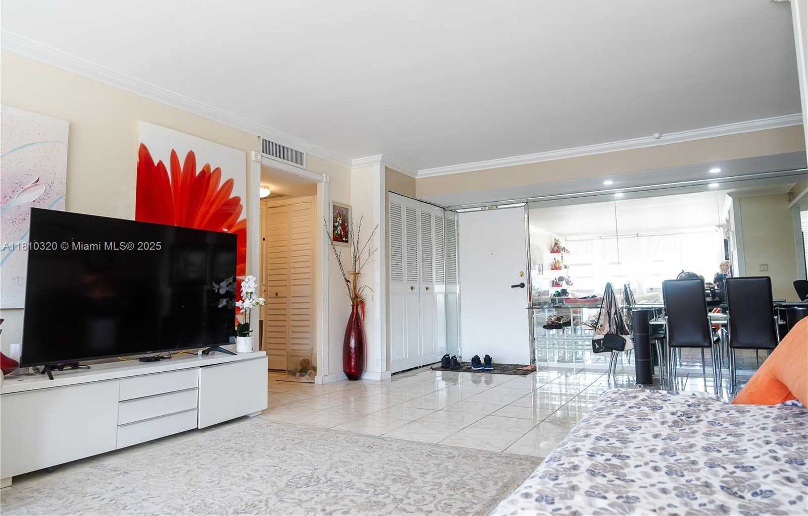 Small Image of 250 174TH ST #502, Sunny Isles Beach Number 3