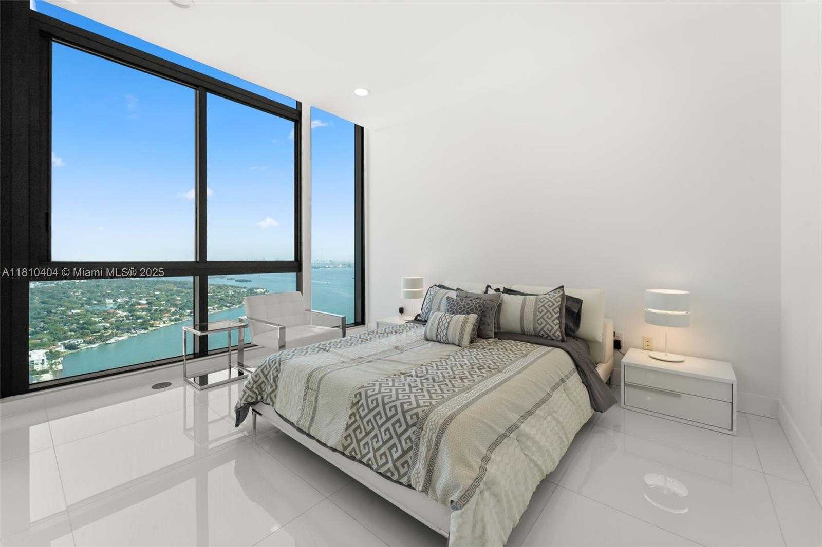 Small Image of 3131 NORTH EAST 7TH AVE #UPH5303, Miami Number 40