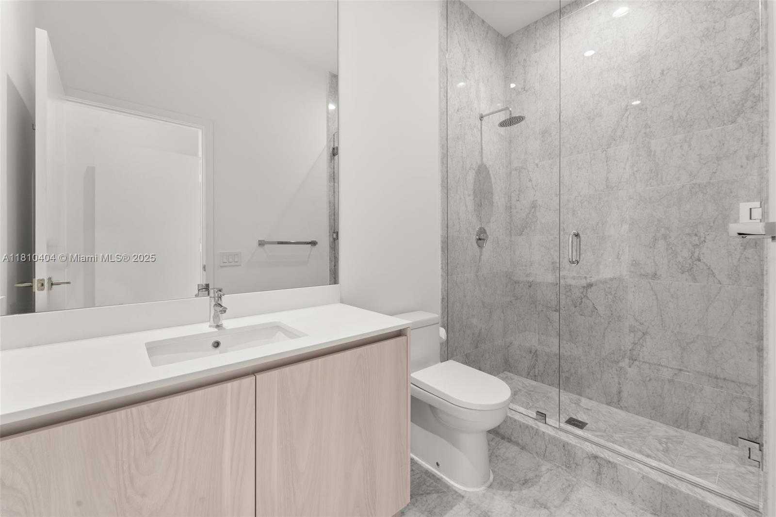 Small Image of 3131 NORTH EAST 7TH AVE #UPH5303, Miami Number 43