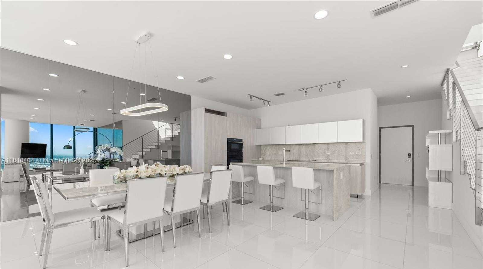 Small Image of 3131 NORTH EAST 7TH AVE #UPH5303, Miami Number 7