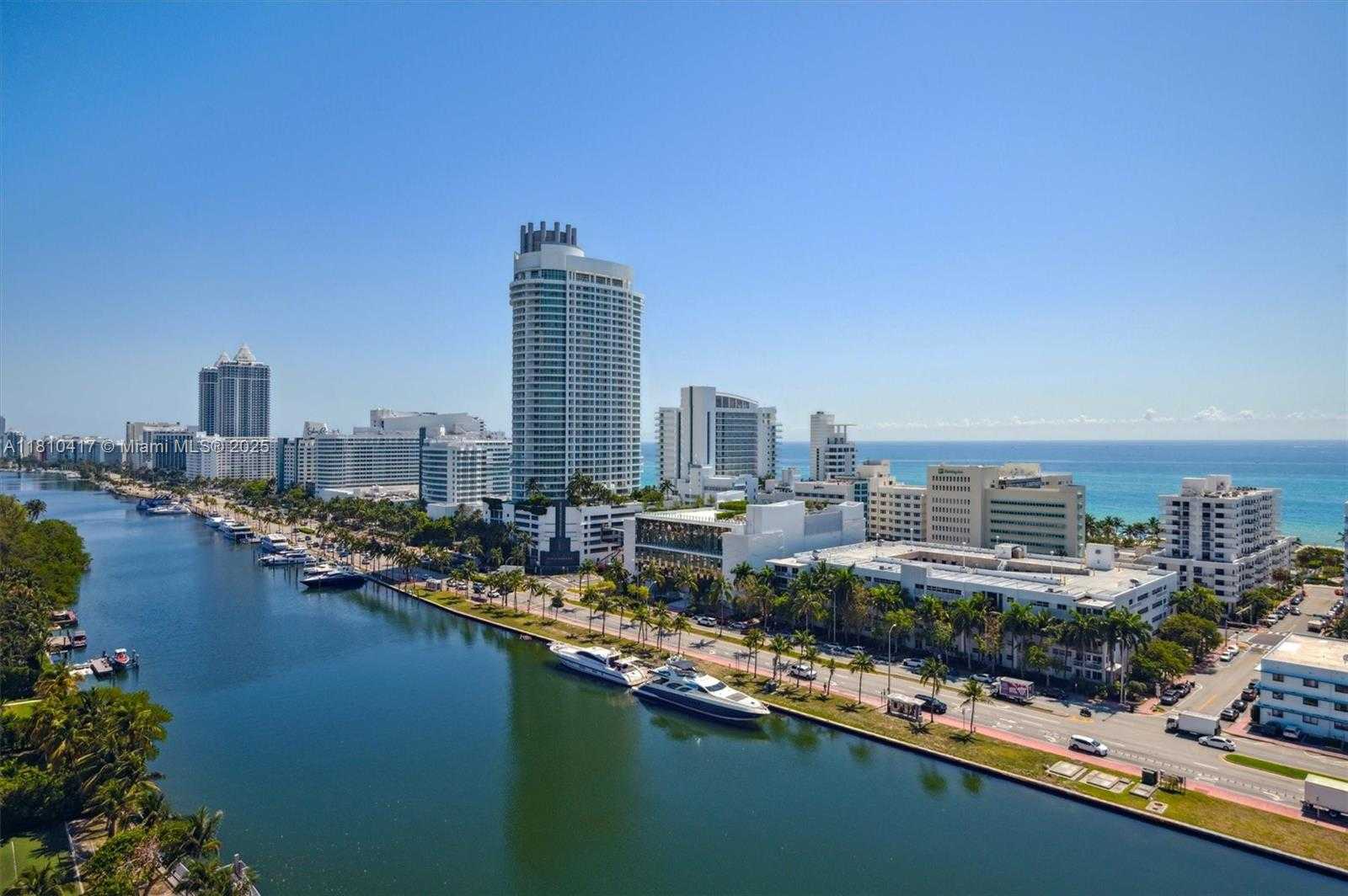 Small Image of 4101 PINE TREE DR #1715, Miami Beach Number 3