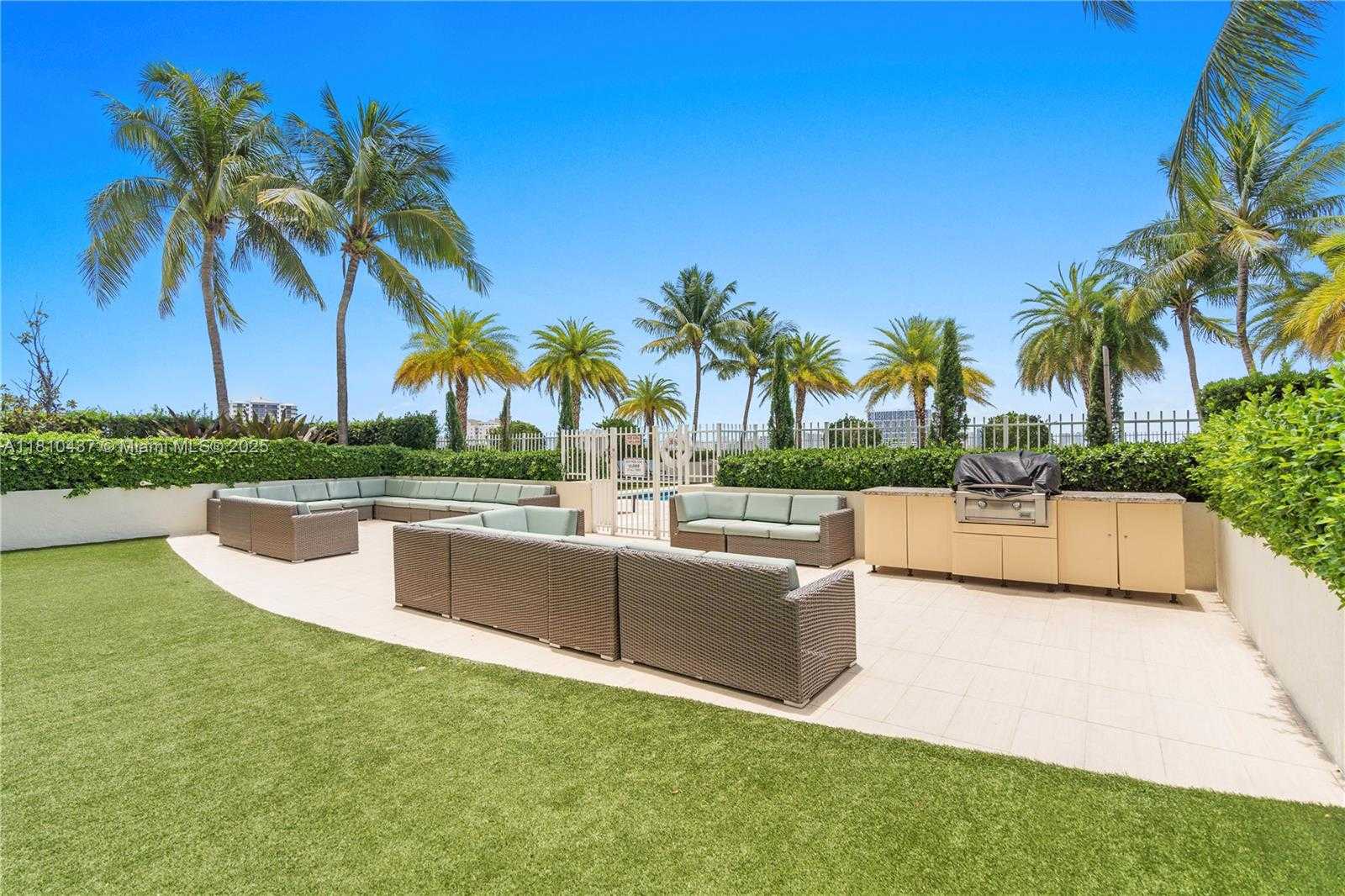 Small Image of 3000 CORAL WAY #510, Miami Number 31