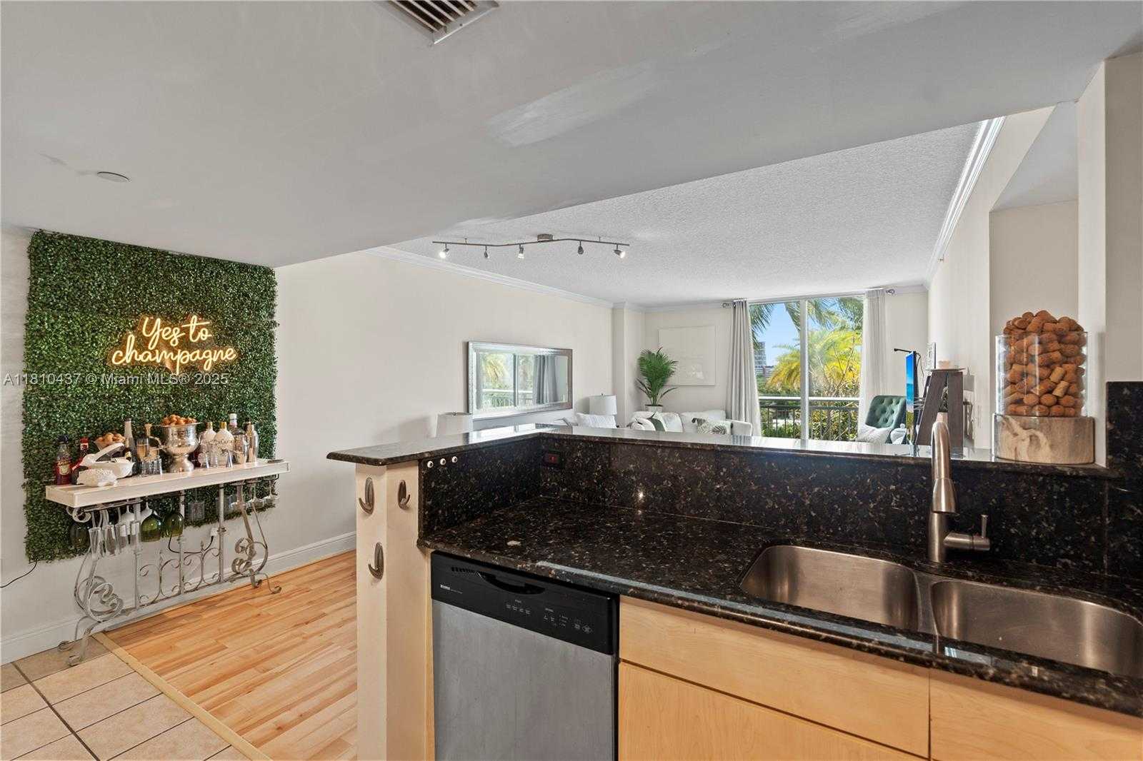 Small Image of 3000 CORAL WAY #510, Miami Number 8
