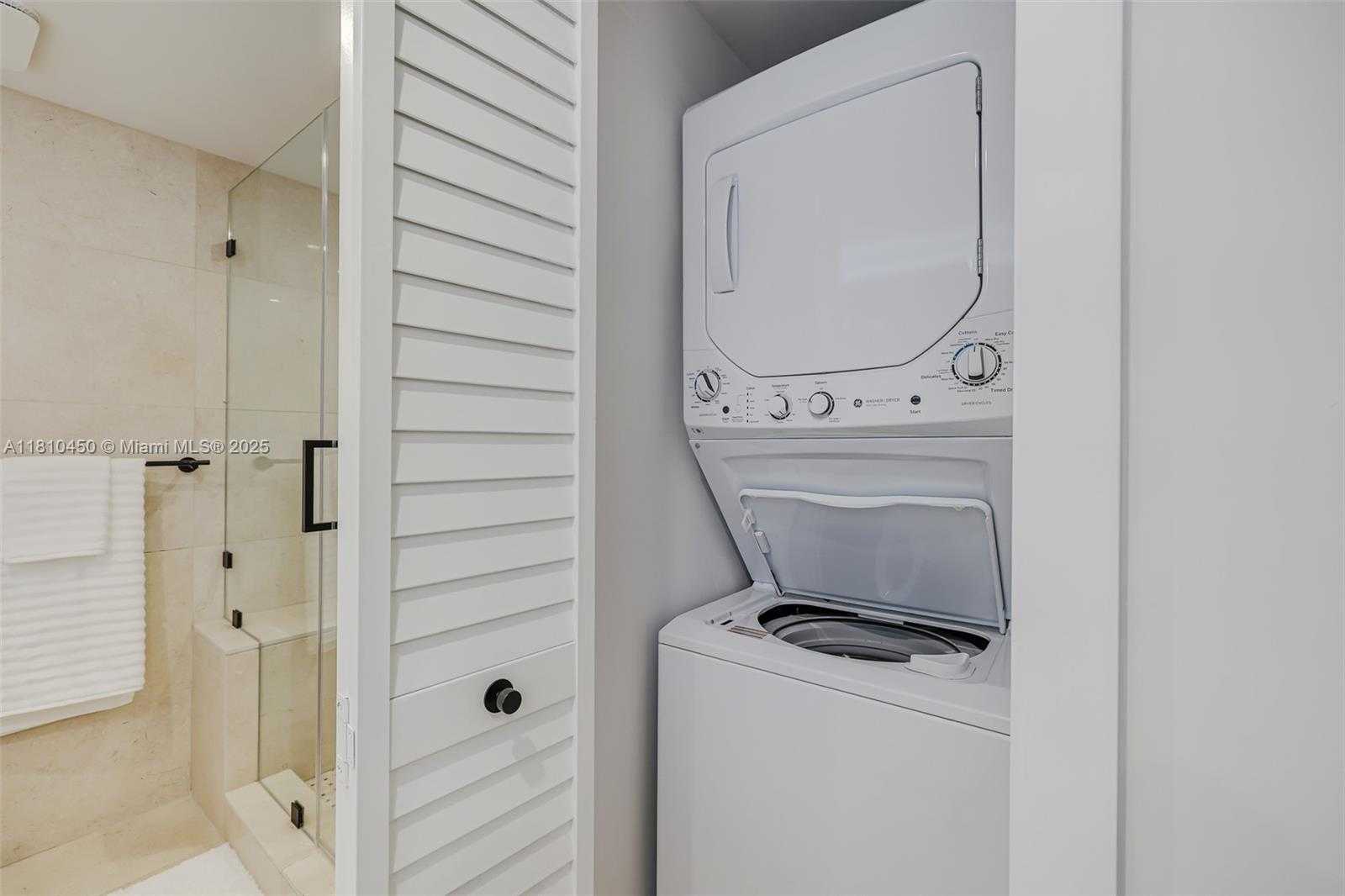 Small Image of 725 BILTMORE CT, Coral Gables Number 26
