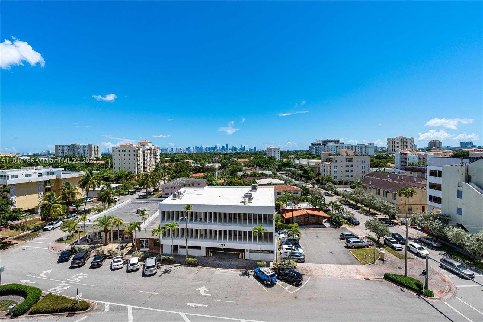Small Image of 1300 PONCE DE LEON BLVD #705, Coral Gables Number 25