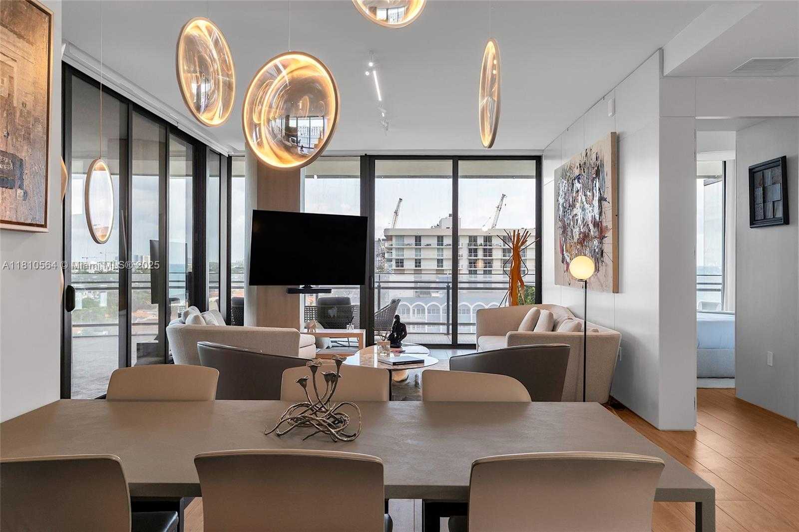 Small Image of 8701 COLLINS AVE #905, Miami Beach Number 14