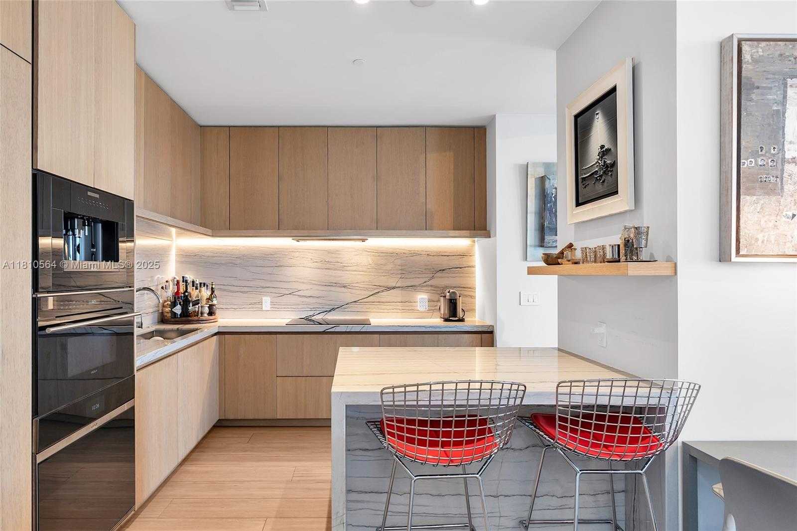 Small Image of 8701 COLLINS AVE #905, Miami Beach Number 16