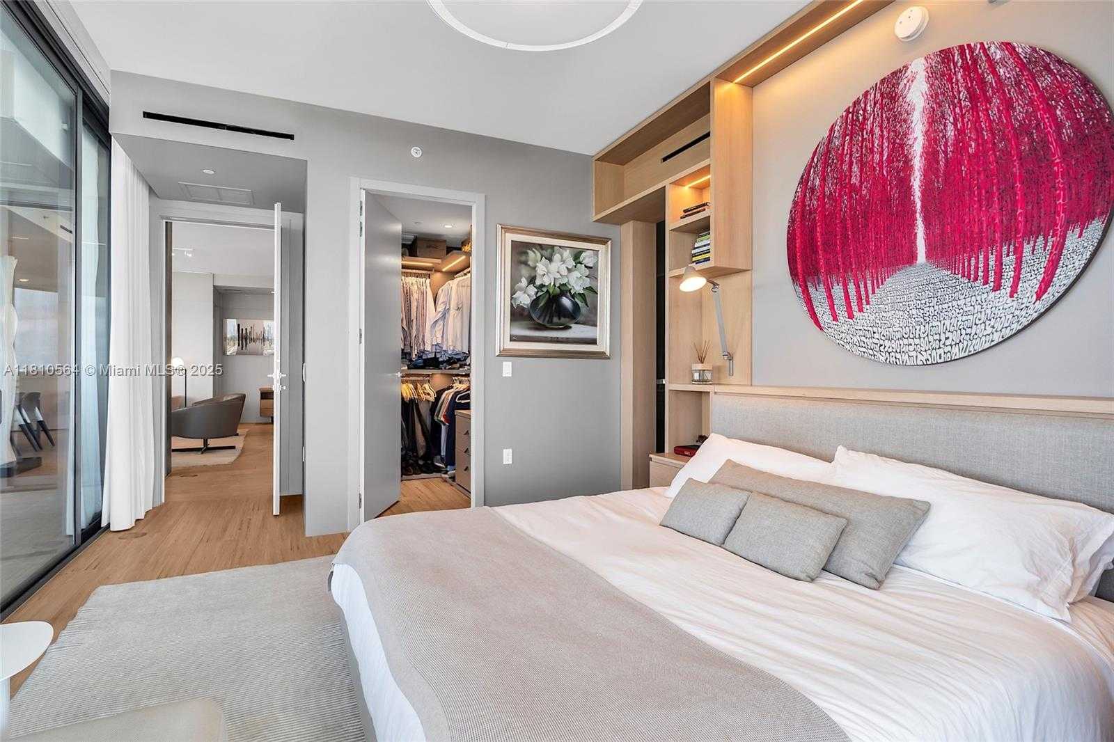 Small Image of 8701 COLLINS AVE #905, Miami Beach Number 31