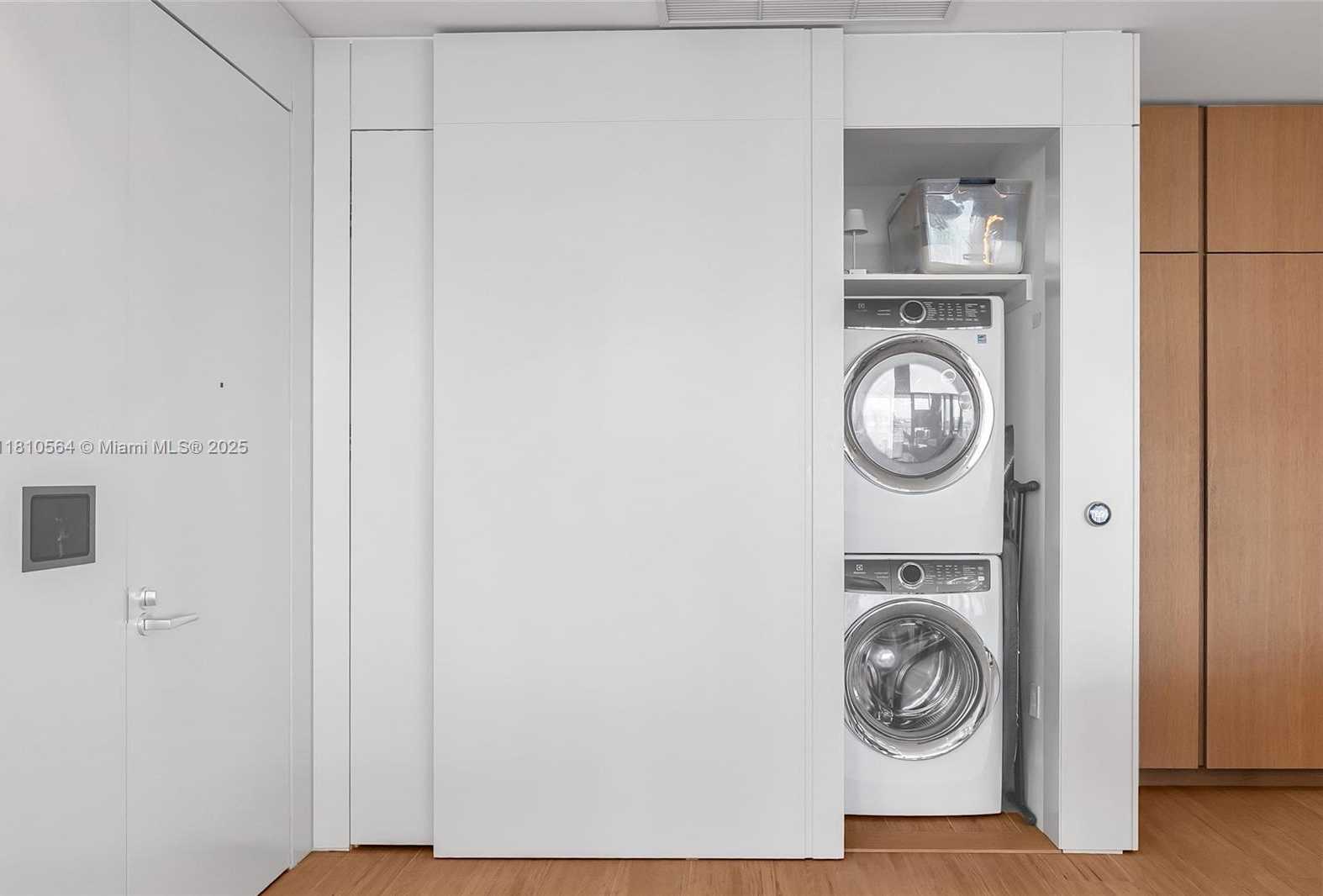 Small Image of 8701 COLLINS AVE #905, Miami Beach Number 46
