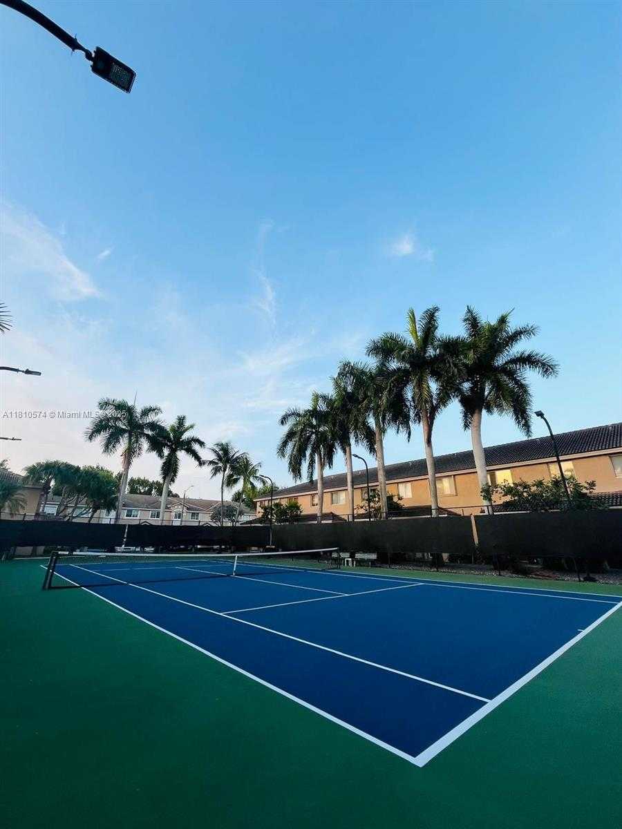 Small Image of 5670 NORTH WEST 116TH AVE #212, Doral Number 19