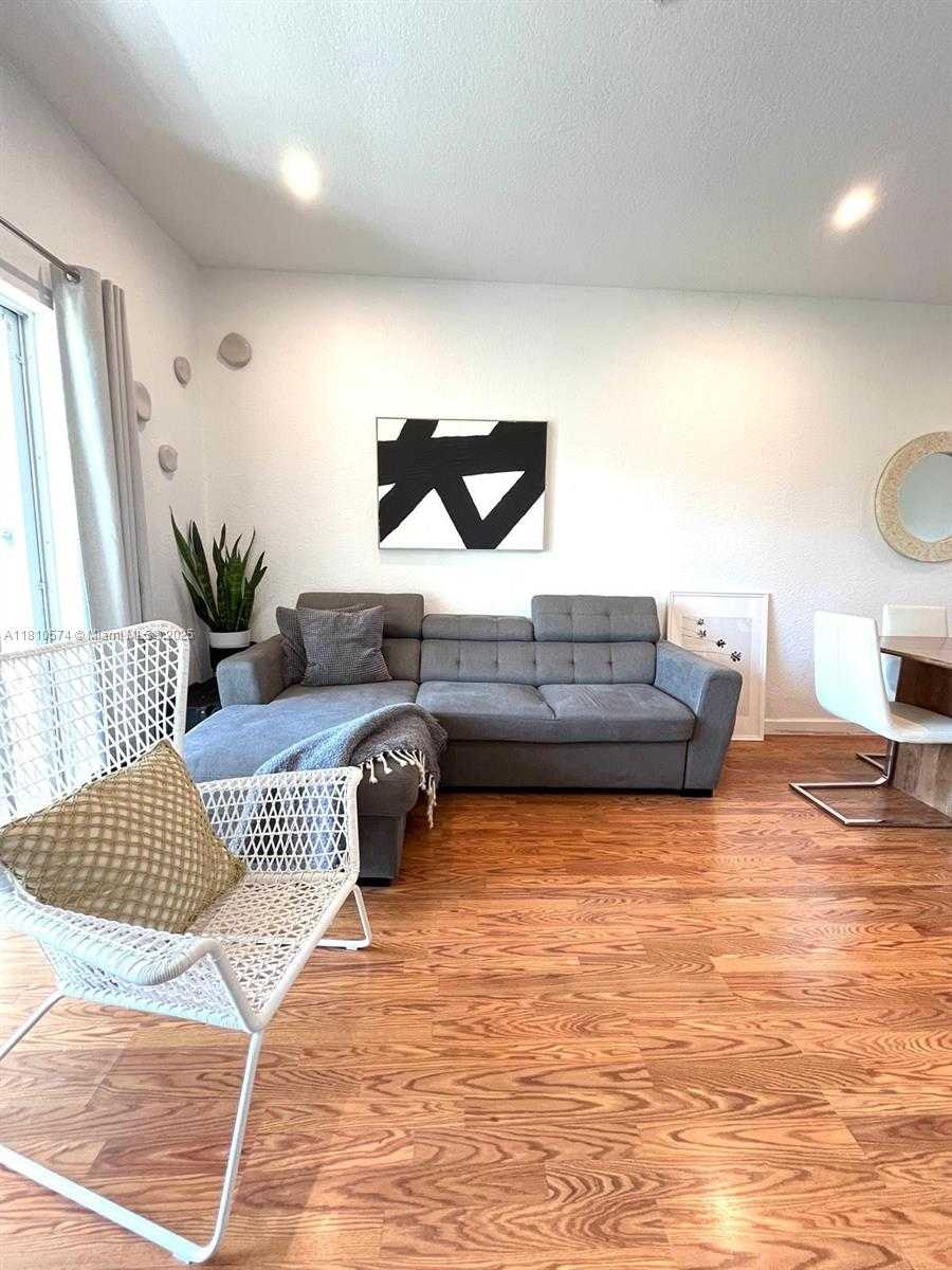 Small Image of 5670 NORTH WEST 116TH AVE #212, Doral Number 5