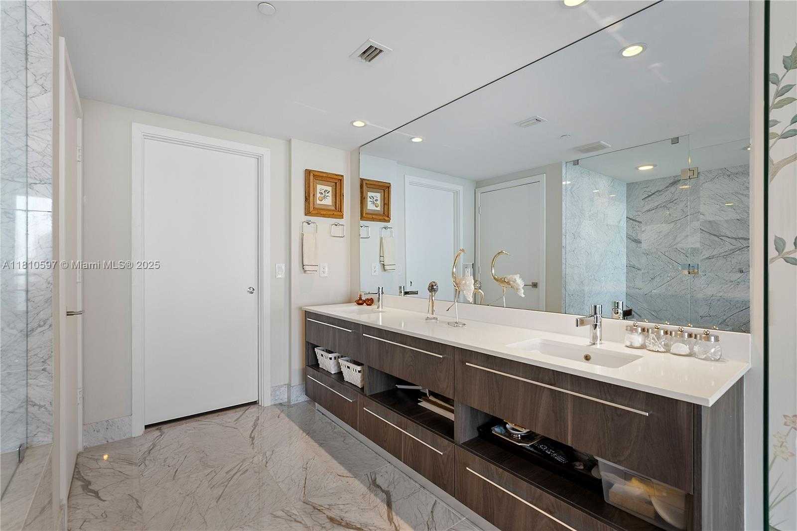 Small Image of 3131 NORTH EAST 7TH AVE #3106, Miami Number 20