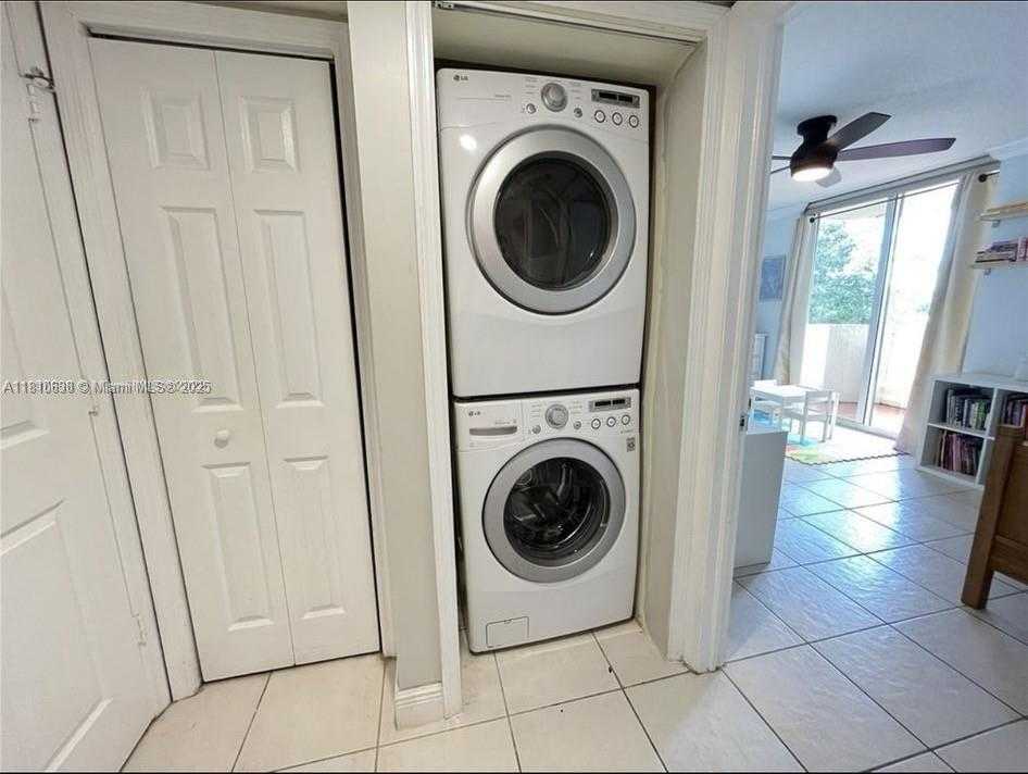 Small Image of 1650 CORAL WAY #403, Miami Number 16