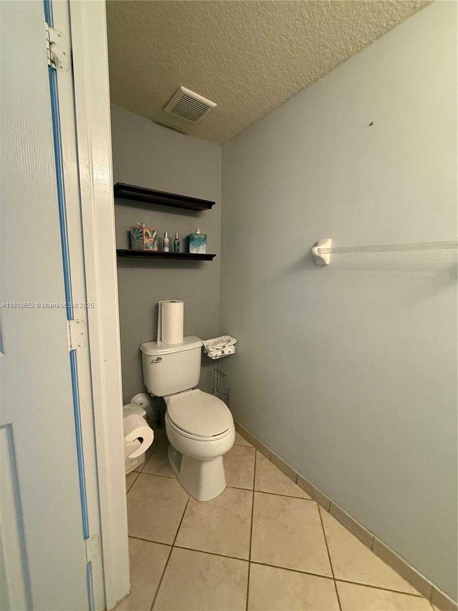Small Image of 8875 SOUTH WEST 223RD LN, Cutler Bay Number 12