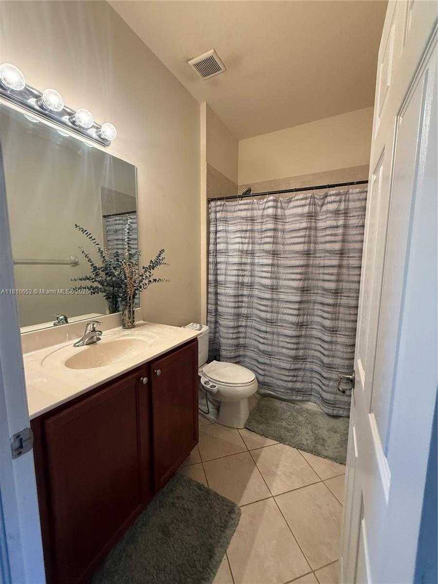 Small Image of 8875 SOUTH WEST 223RD LN, Cutler Bay Number 13