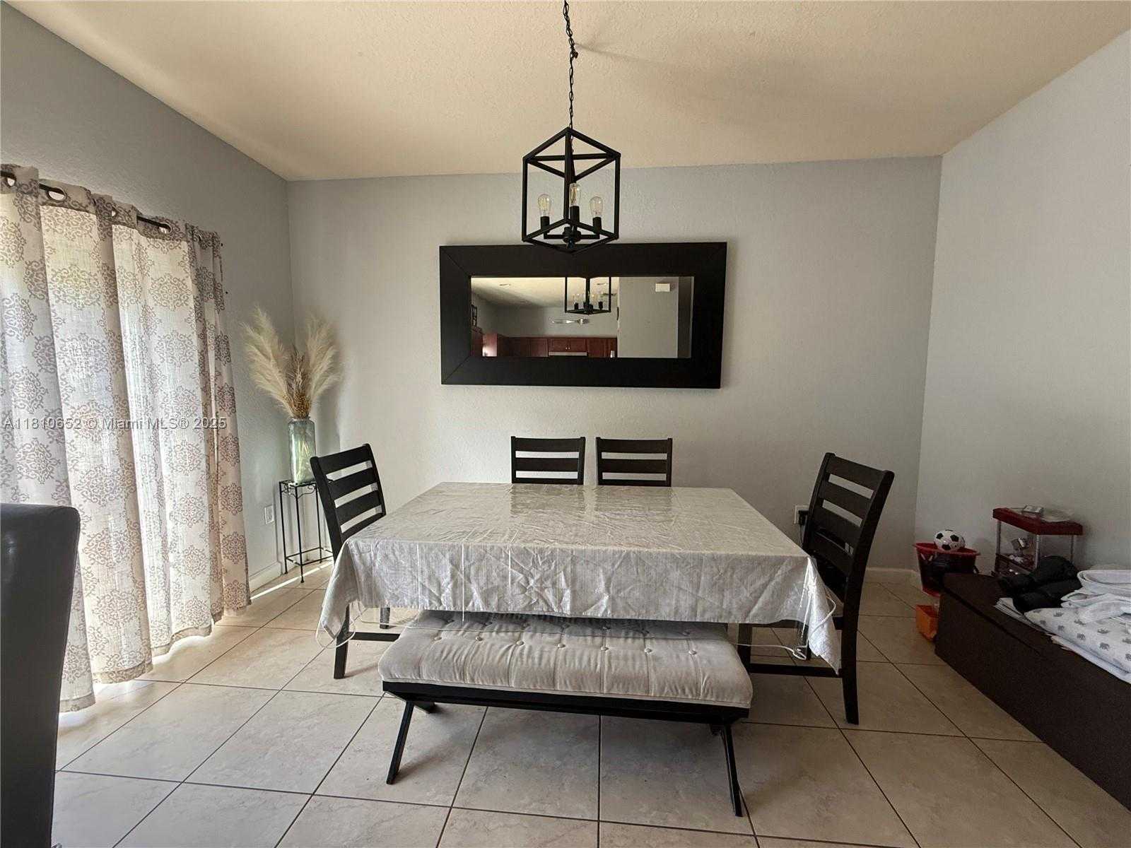 Small Image of 8875 SOUTH WEST 223RD LN, Cutler Bay Number 5