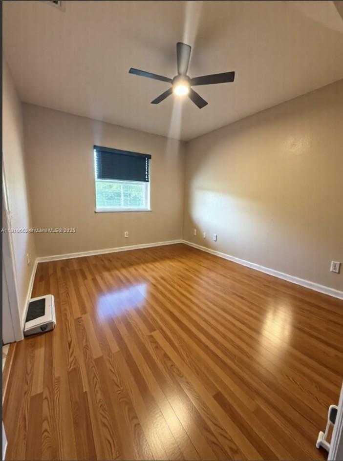 Small Image of 8875 SOUTH WEST 223RD LN, Cutler Bay Number 7