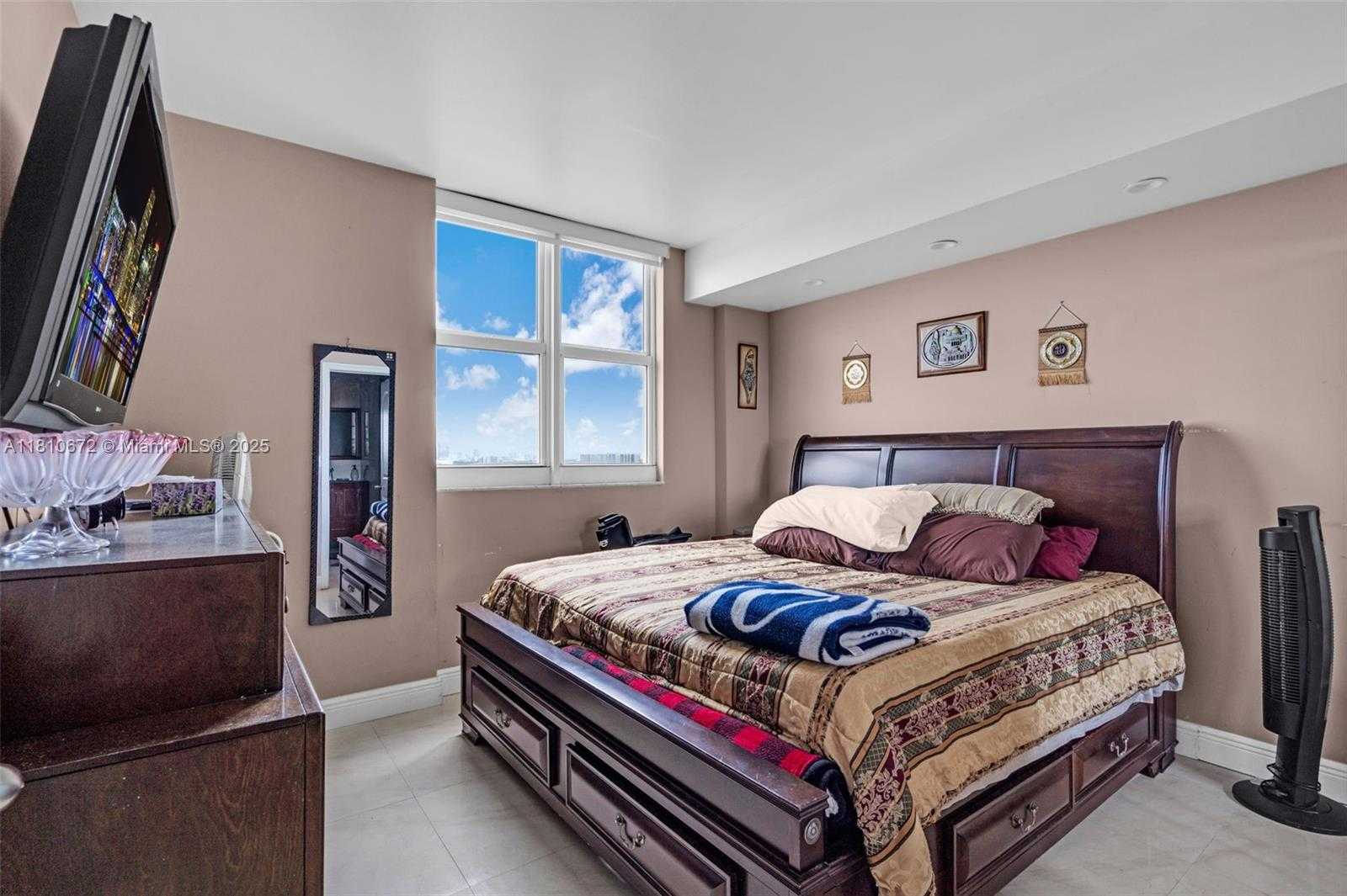 Small Image of 5077 NORTH WEST 7TH ST #1517, Miami Number 12