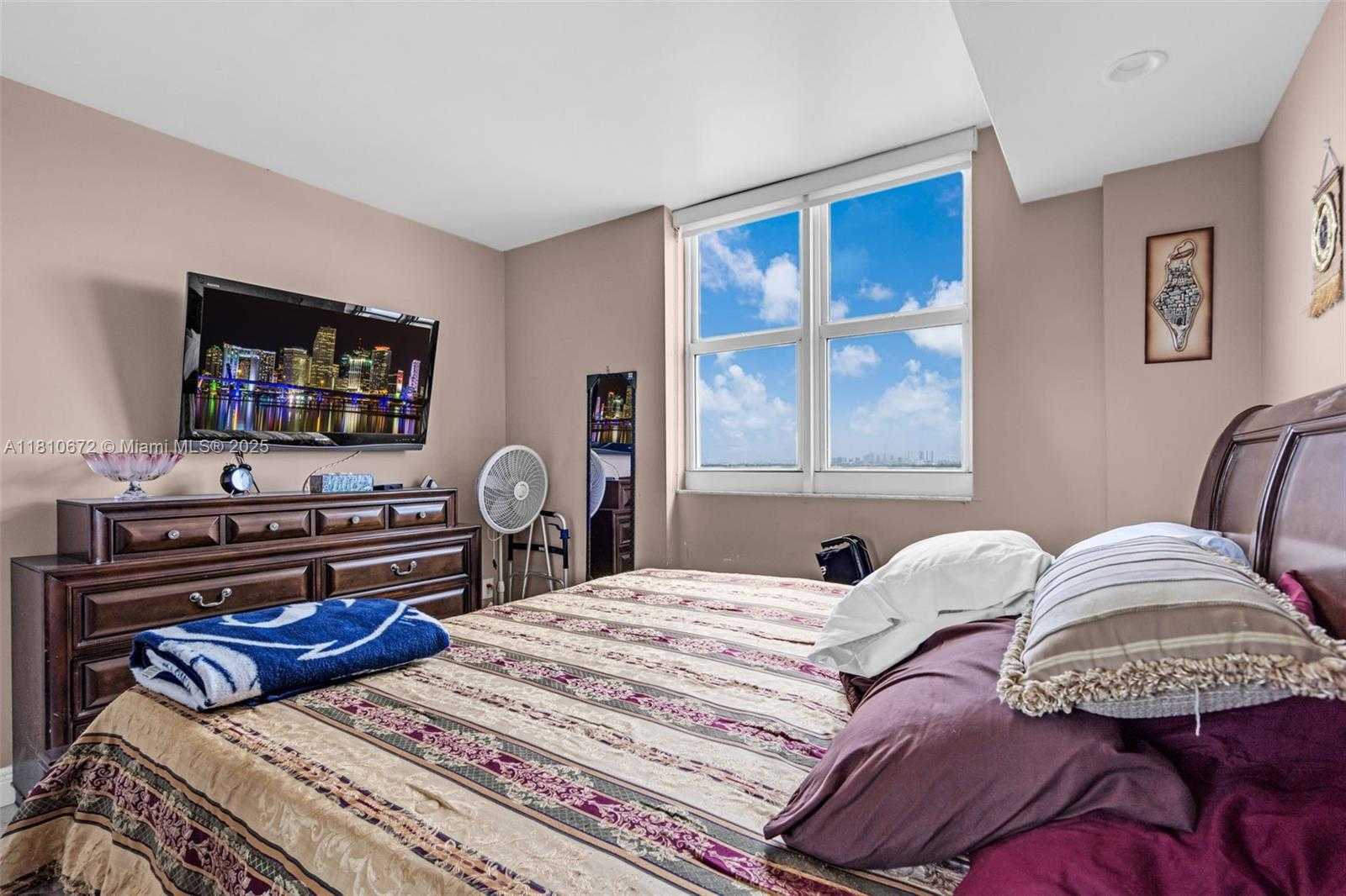 Small Image of 5077 NORTH WEST 7TH ST #1517, Miami Number 13
