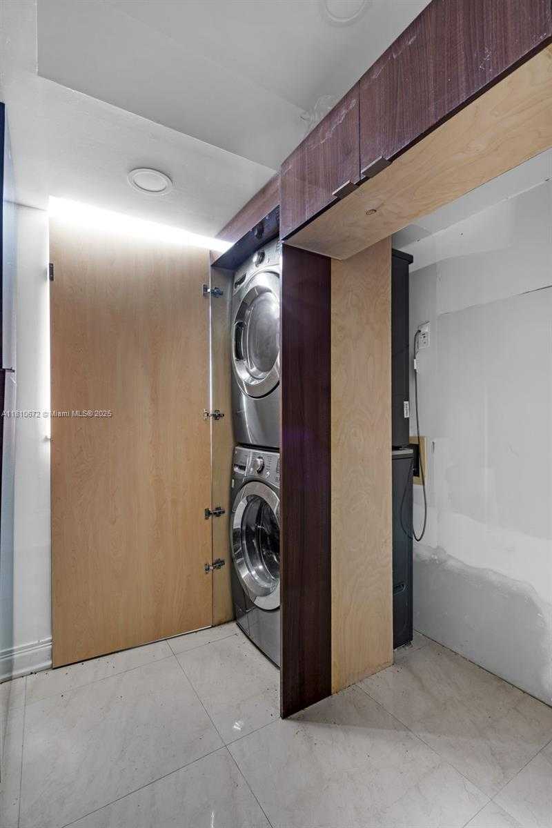 Small Image of 5077 NORTH WEST 7TH ST #1517, Miami Number 8