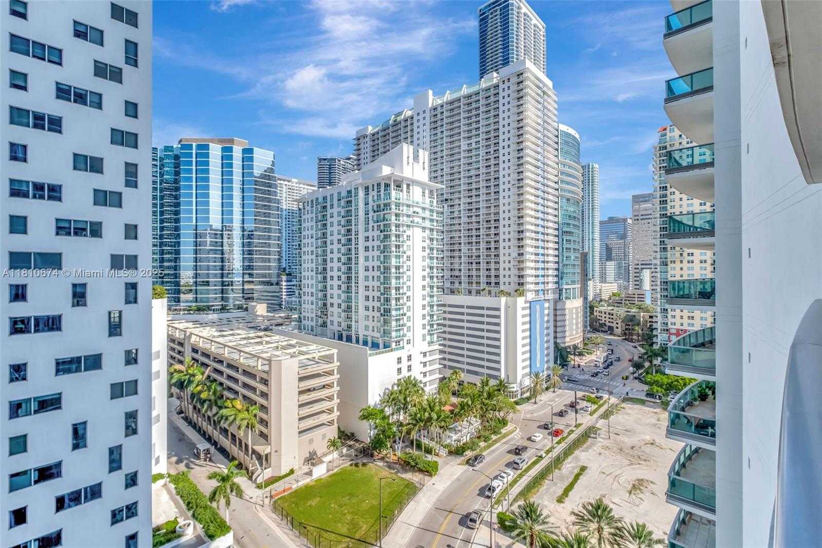 Small Image of 1331 BRICKELL BAY DR #1504, Miami Number 14