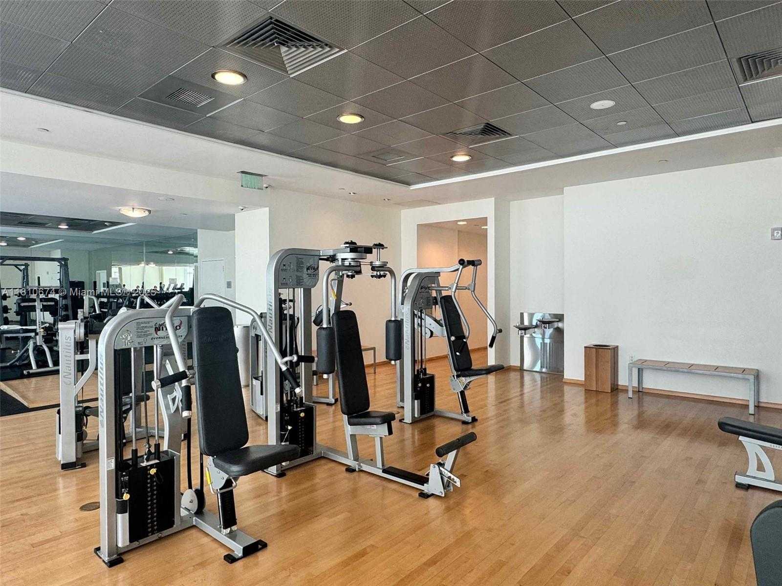 Small Image of 1331 BRICKELL BAY DR #1504, Miami Number 17