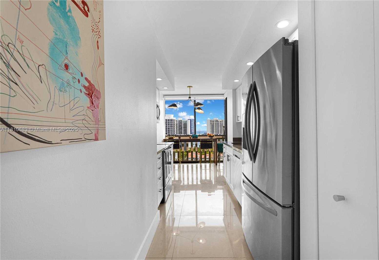 Small Image of 1000 ISLAND BLVD #2508, Aventura Number 41