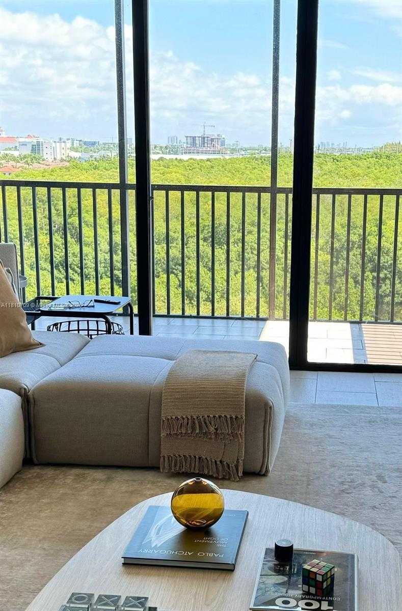 Small Image of 3375 NORTH COUNTRY CLUB DR #701, Aventura Number 13