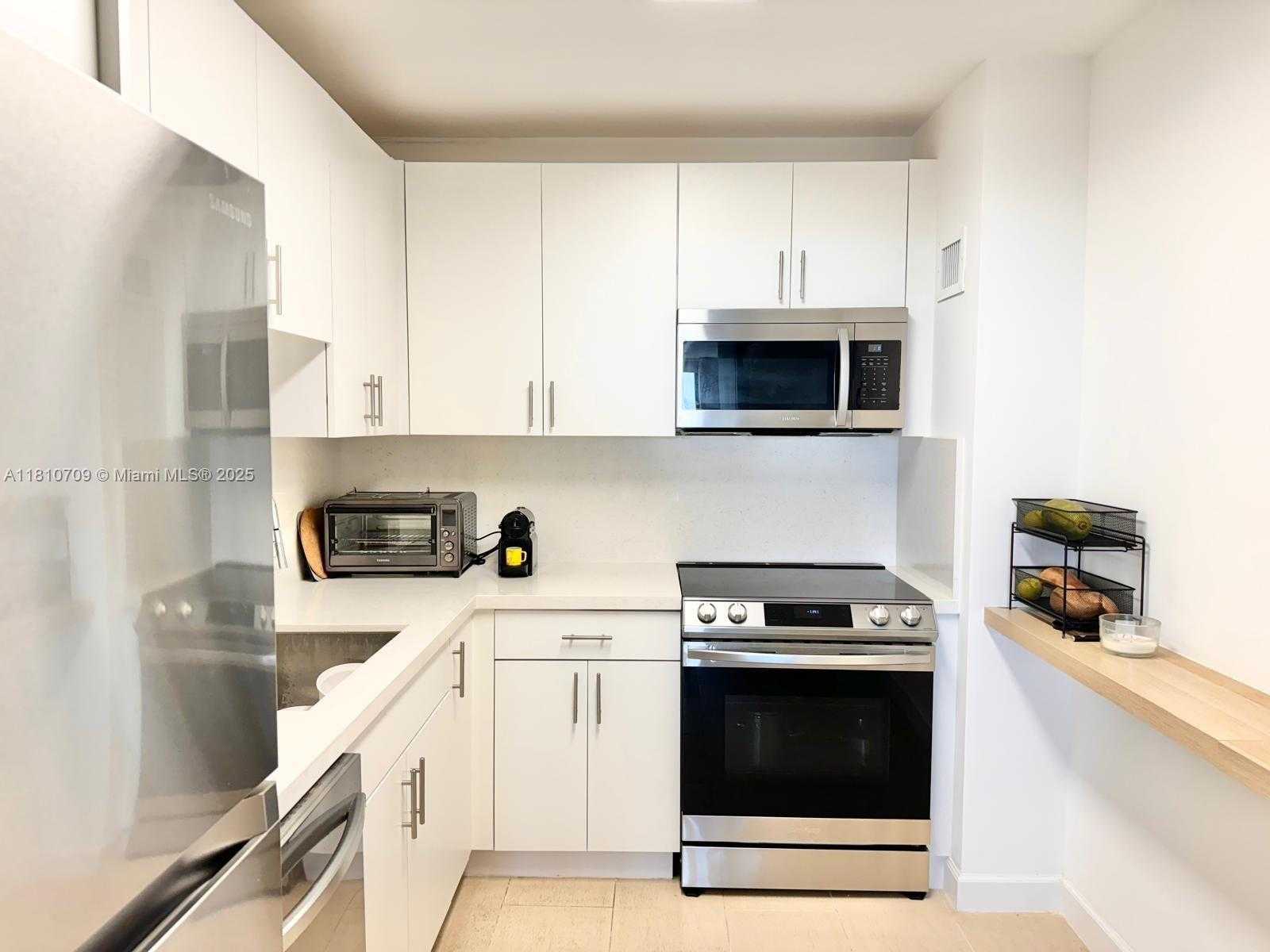 Small Image of 3375 NORTH COUNTRY CLUB DR #701, Aventura Number 16