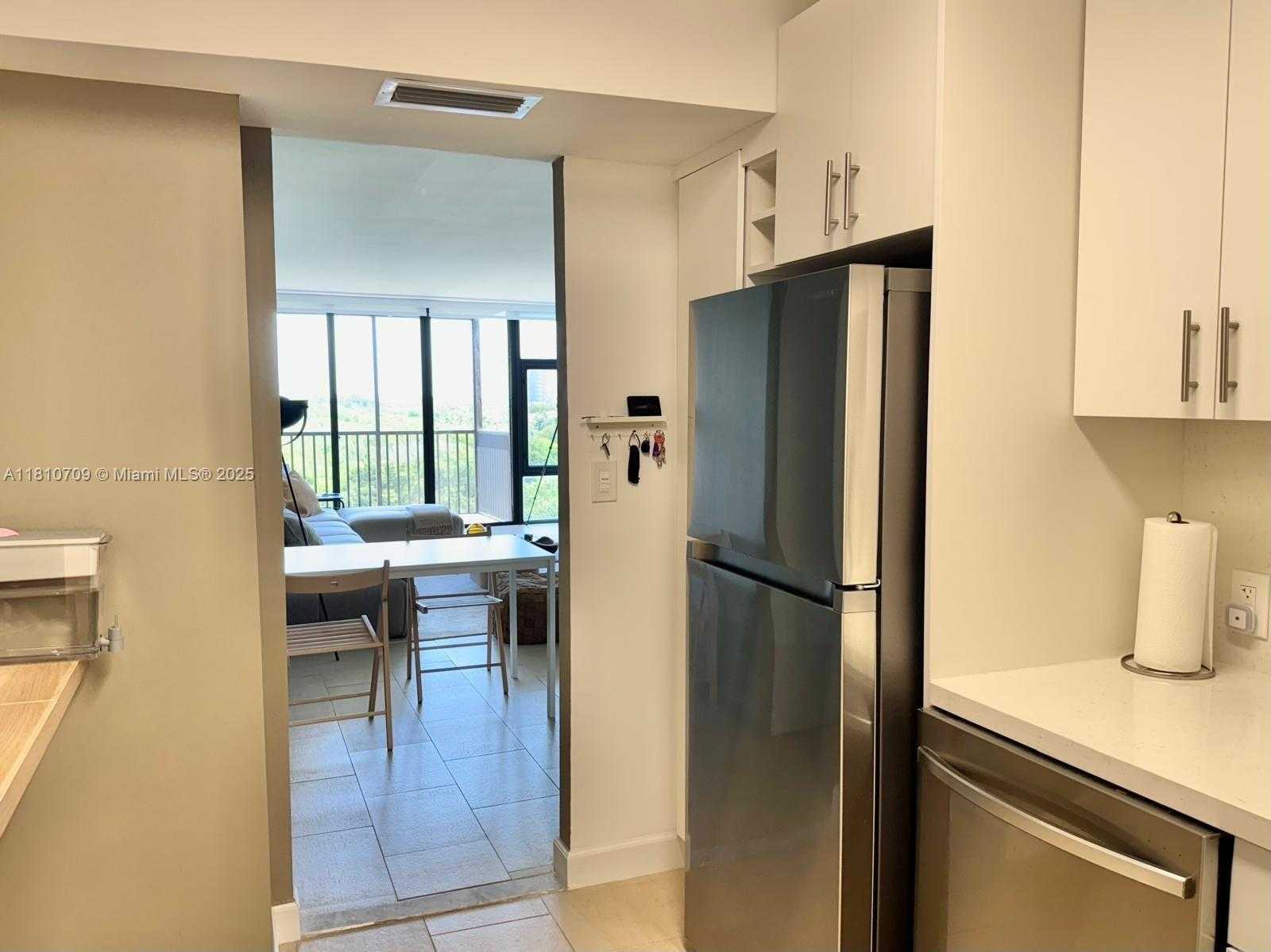 Small Image of 3375 NORTH COUNTRY CLUB DR #701, Aventura Number 17