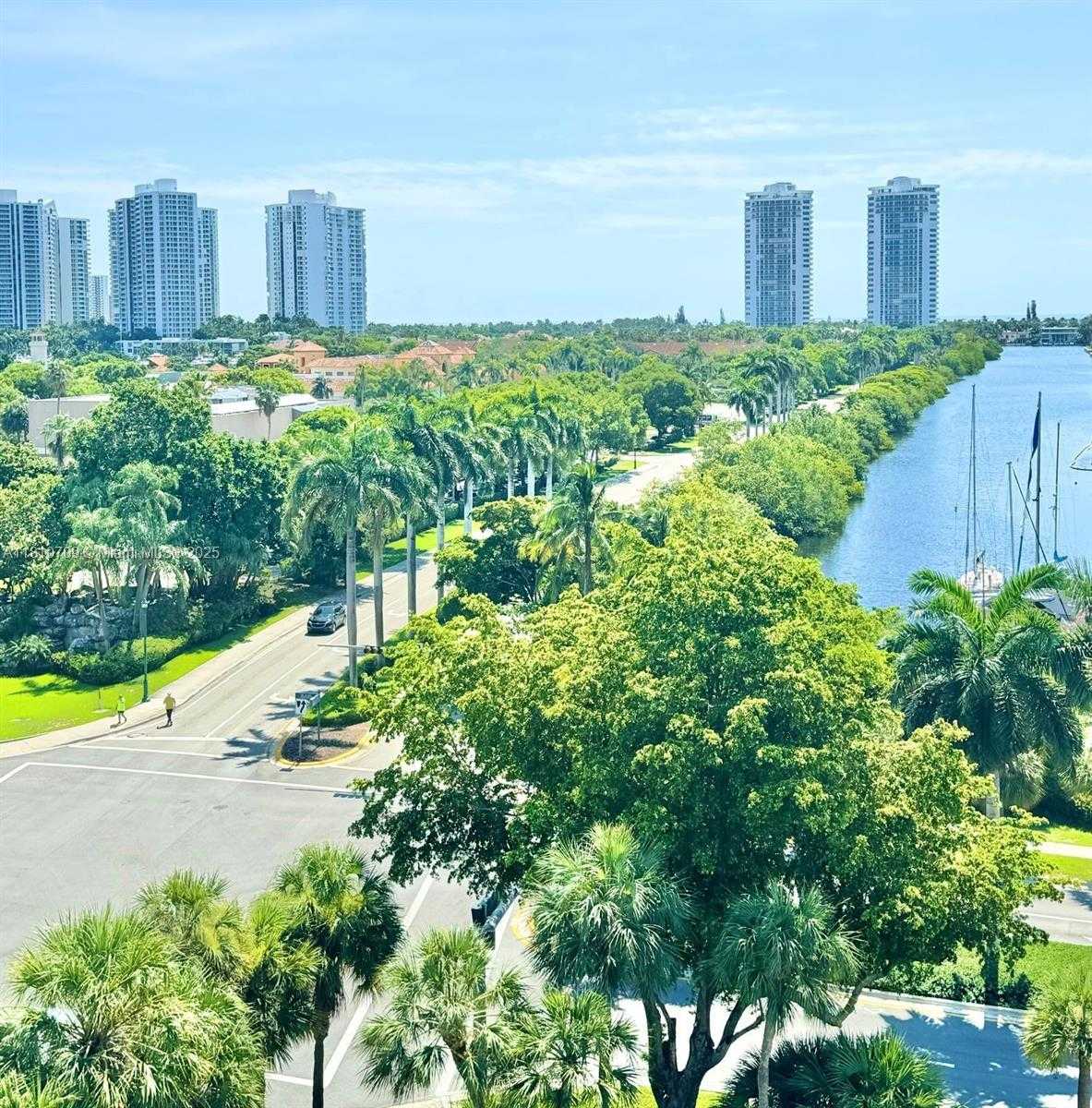 Small Image of 3375 NORTH COUNTRY CLUB DR #701, Aventura Number 38